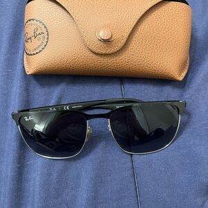 Ray-Ban Black Sunglasses with Tan Case
